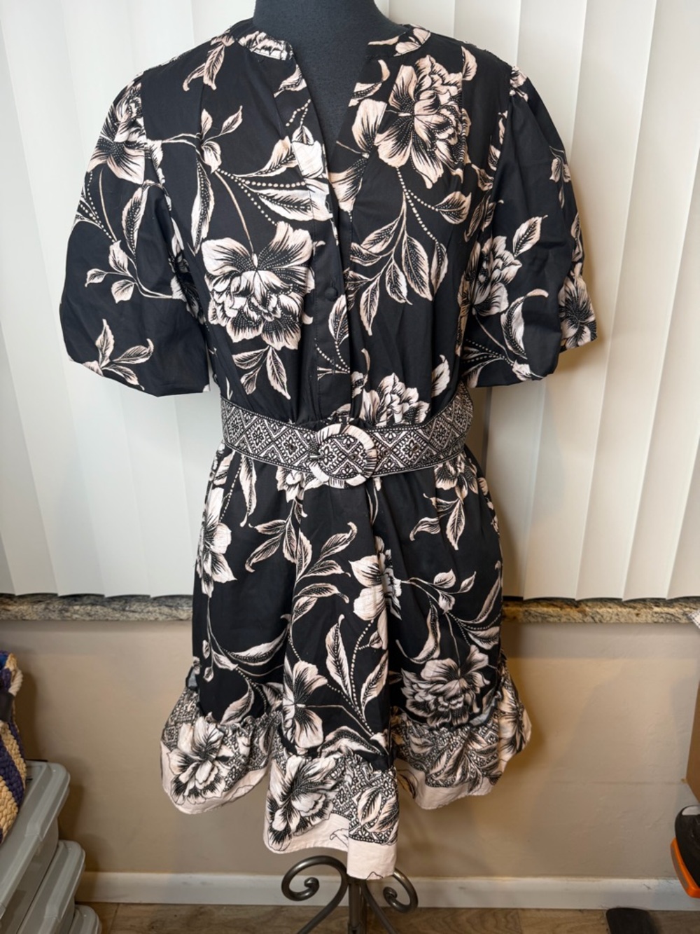 Joie Black Beige Floral Belted Puff Sleeve Cotton Mini Dress Size 10